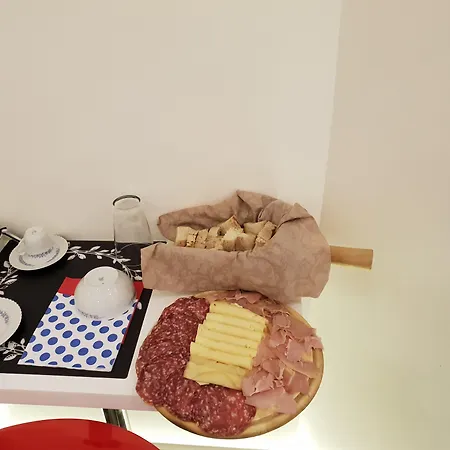 Il Saraceno Oda ve Kahvaltı 4*